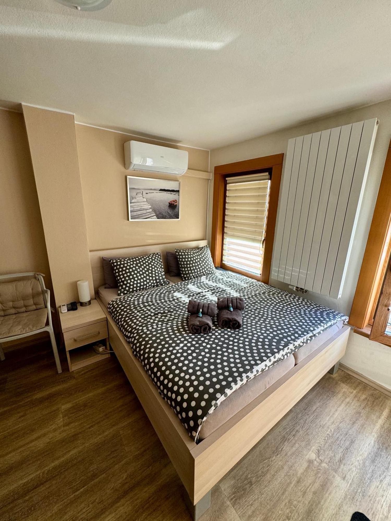 Břeclav Apartman Mh מראה חיצוני תמונה