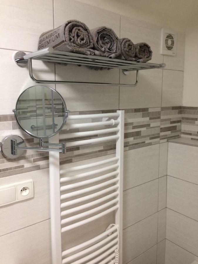 Břeclav Apartman Mh מראה חיצוני תמונה
